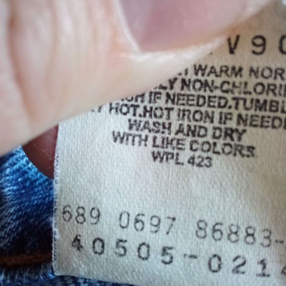 Iconic Orange Tab Vintage 90's Levi's,  excellent condition - Picture 2 of 15